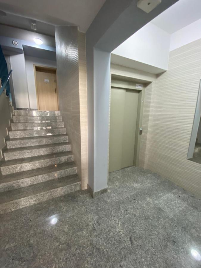 Apartament Pola *